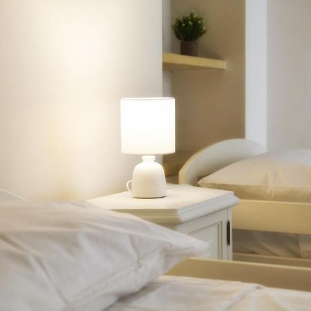 Milestone Inn ليتشي المظهر الخارجي الصورة