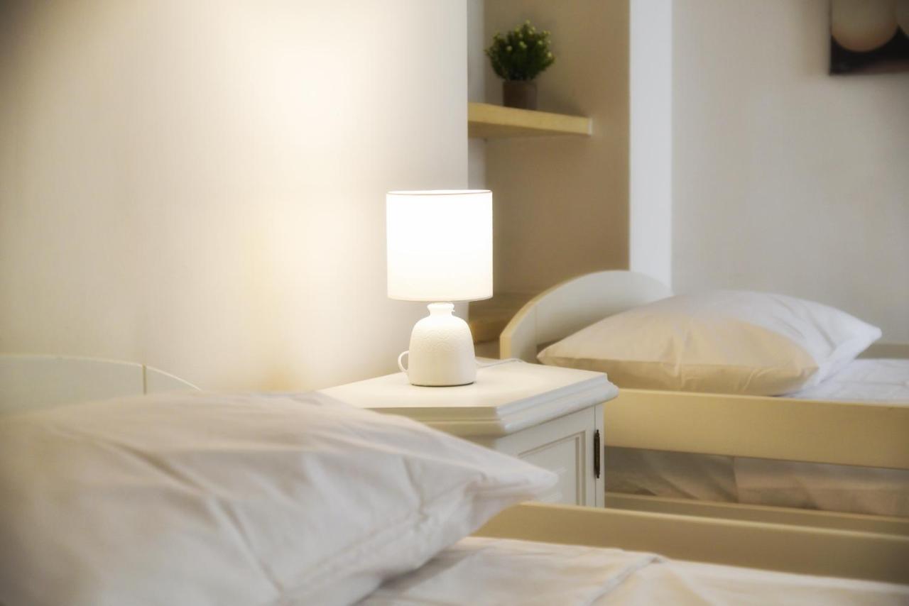 Milestone Inn ليتشي المظهر الخارجي الصورة